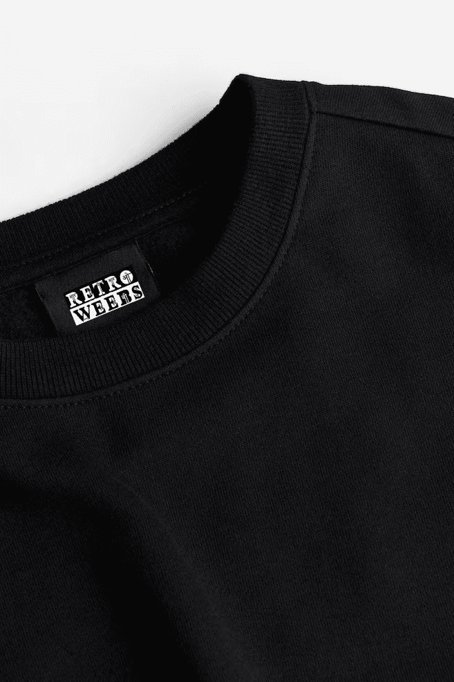 Black Oversized Sweatshirt – Premium Comfort & Style - Image 1