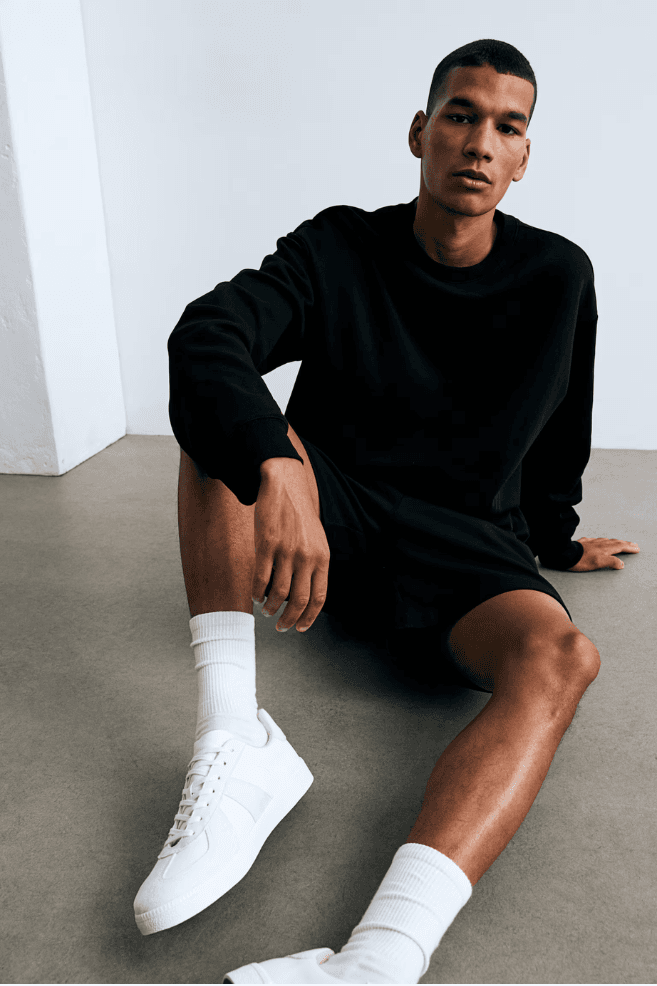 Black Oversized Sweatshirt – Premium Comfort & Style - Image 6